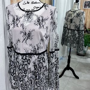Bell sleeve blouse